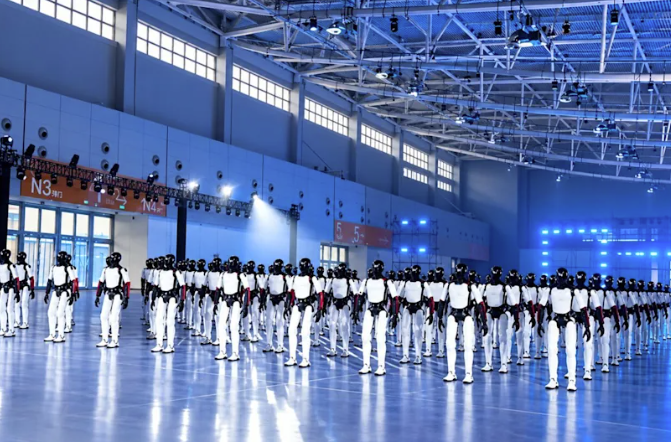 110 Robots. One Dance Floor. China Just Set a Guinness World Record. 110 Robots