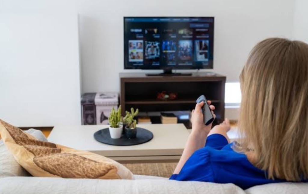 How Smart TVs Changed Home Entertainment Smart TVs